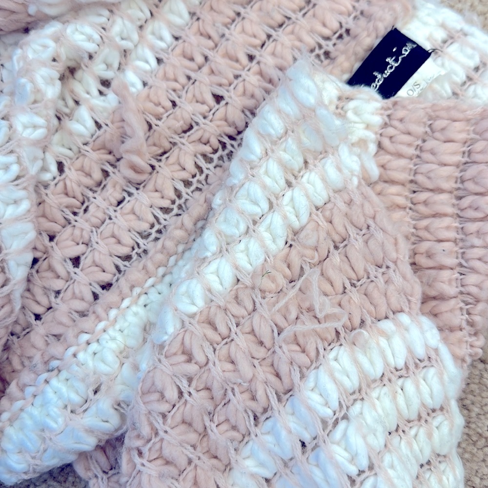 Seductions • Infinity scarf - Picture 6 of 6